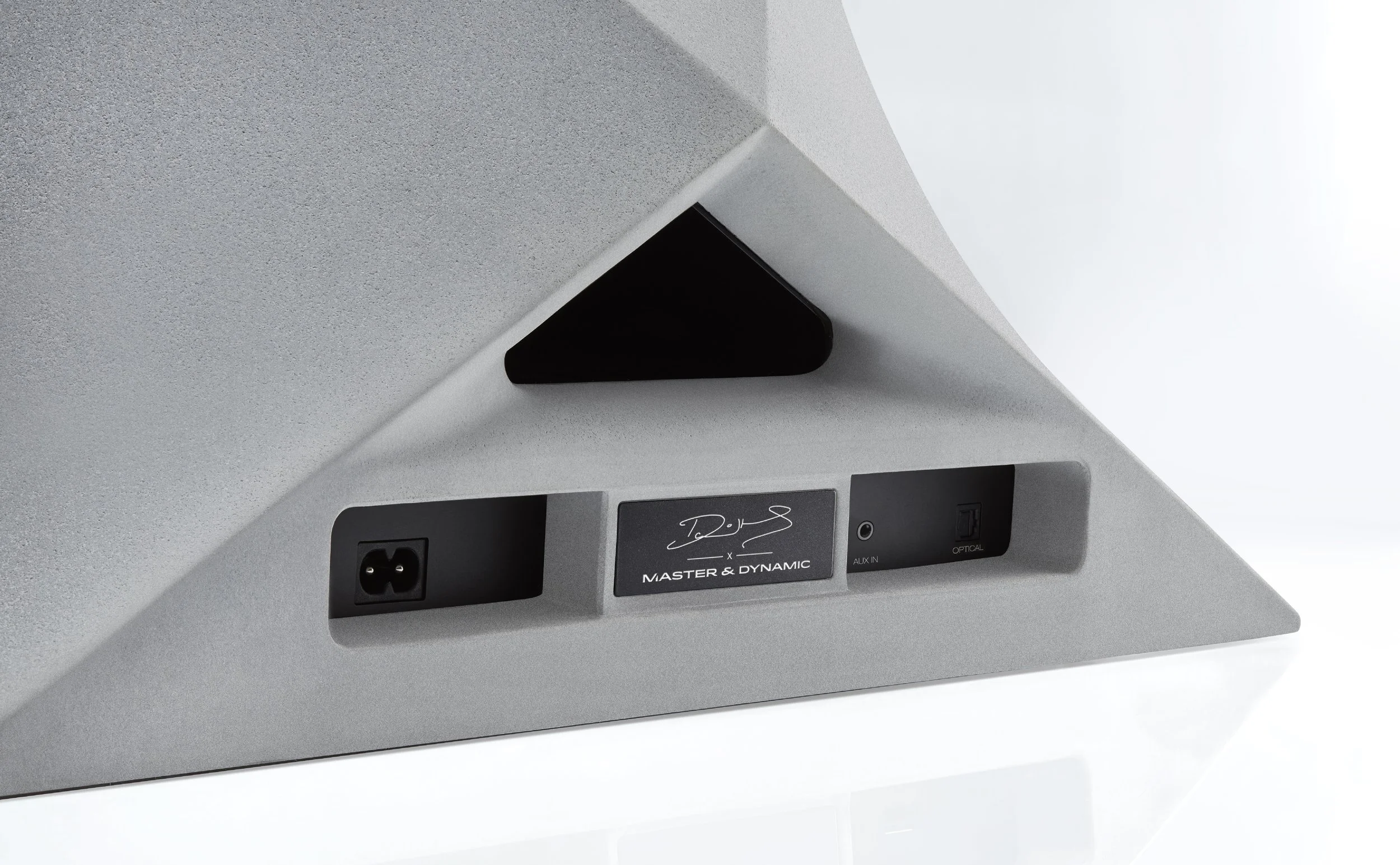 Master & Dynamic MA770 Loudspeaker — Brian Ornduff